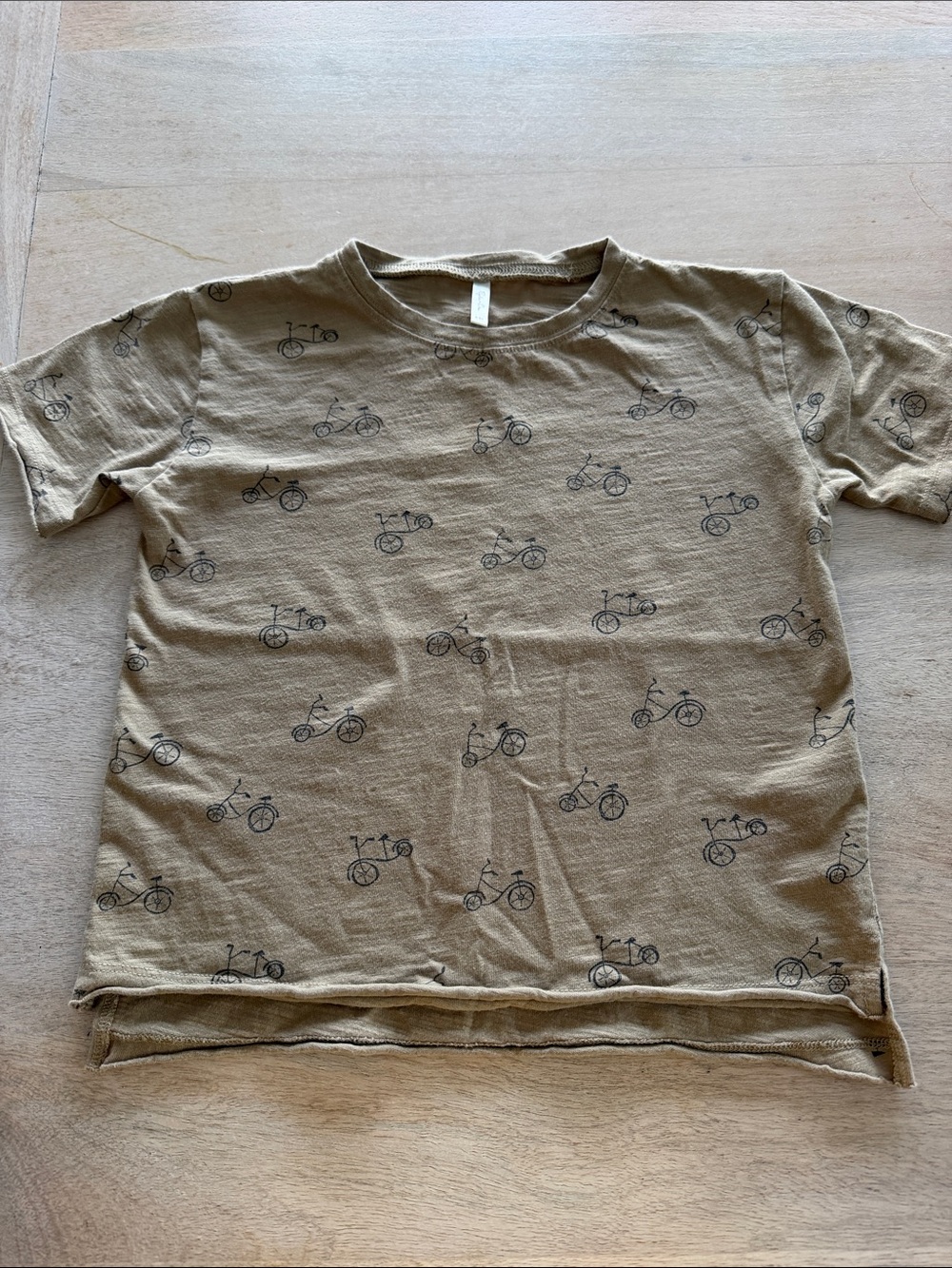 Rylee + Cru Kids Short-Sleeve Bicycle Tee in Tan